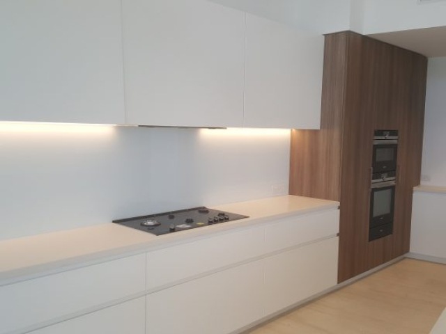 Matte white painted glass splashback Matte white painted glass splashback perth - glasscapes